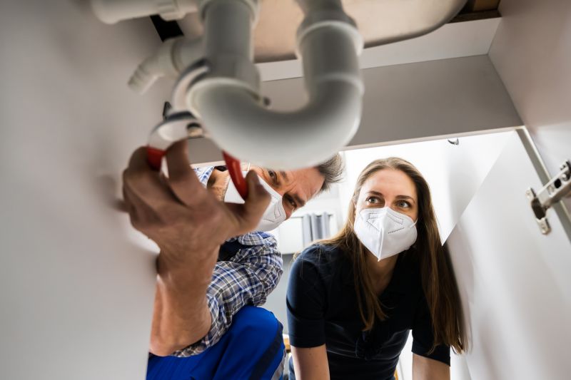 10 Signs You Need A Plumber Right Away